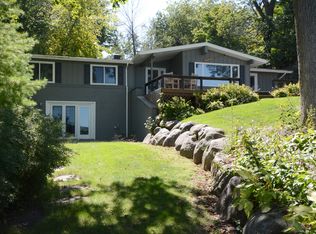 N1850 Oakland Rd, Lake Geneva, WI 53147