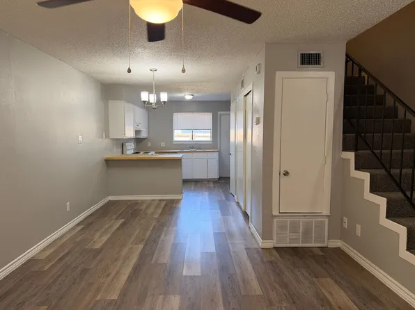 Solitude Apartments, 230 E Wright Blvd #10, Universal City, TX 78148