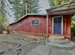 2001 Redwood Drive, Healdsburg, CA 95448