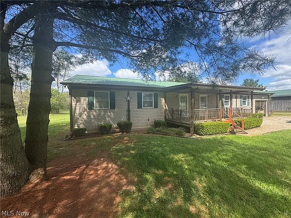 3rd image of 8285 Old River Rd