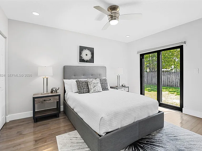 2301 E Las Olas Blvd — Photo 26