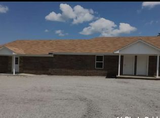 402 Wright St #A, Hackett, AR 72937