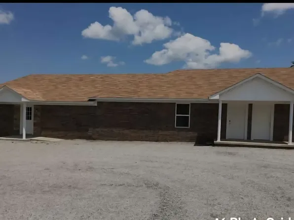 402 Wright St #A, Hackett, AR 72937
