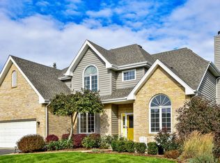1207 Lindsay Ct, Wheaton, IL