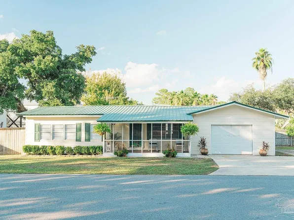 5483 Wolfhead Ave, Orange Beach, AL 36561