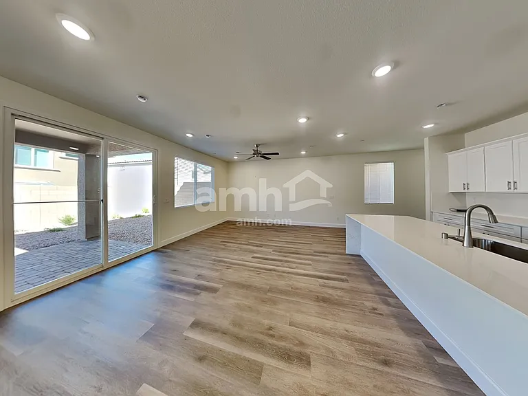 266 Austin Bellerose Pl — Photo 6