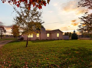 25086 R Dr N, Olivet, MI 49076