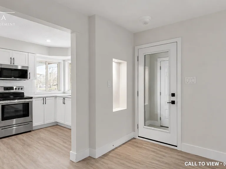 99 Wellington St E #1 — Photo 10