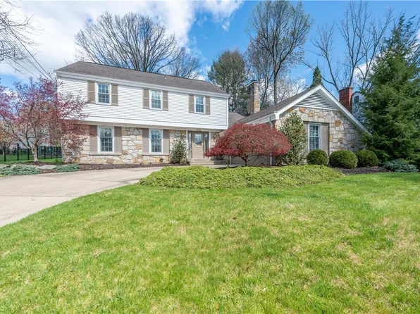 3312 Brookdale Dr, Pittsburgh, PA 15241