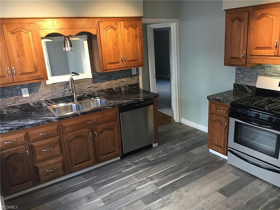 Brand new kitchen!
