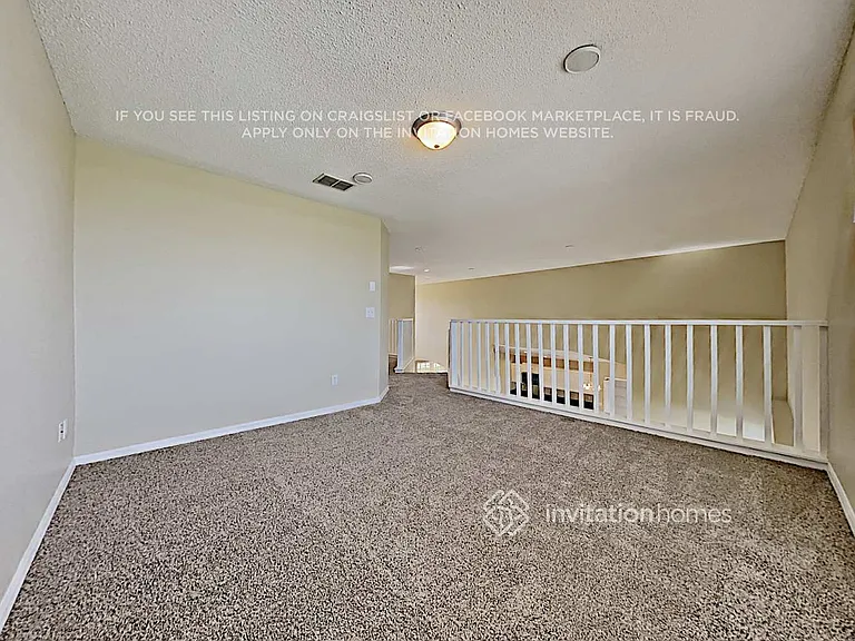 427 Symphony Pl — Photo 9