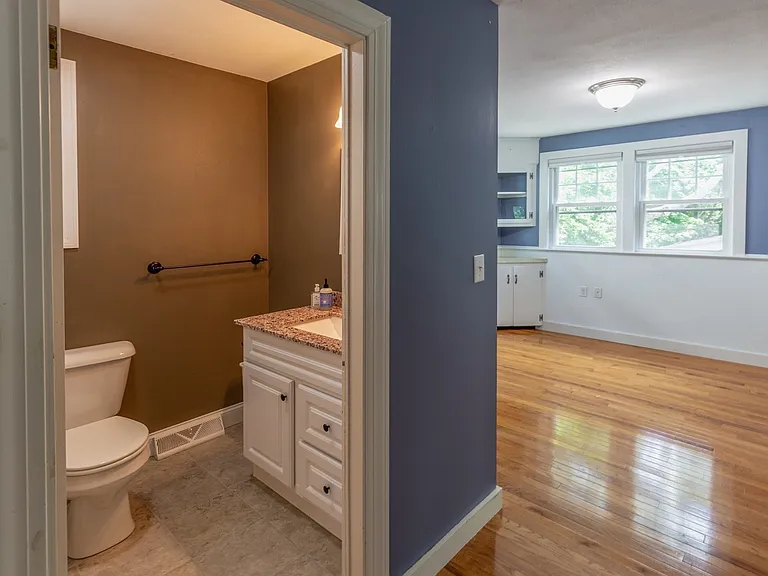 10 Samoset St #1 — Photo 2