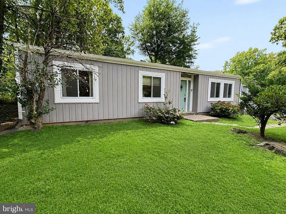 1st image of 2215 Sanibel Dr