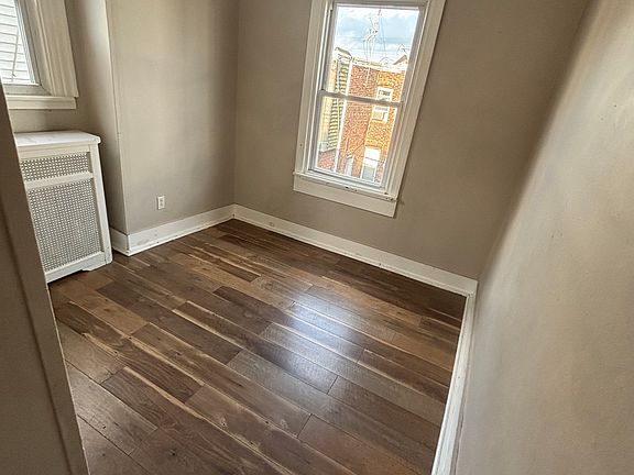 5th image of 4031 Ormond St #1