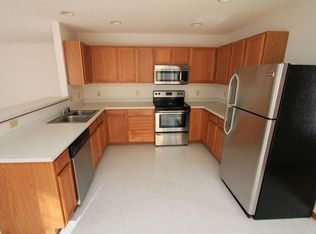 9885 78th St S, Cottage Grove, MN 55016