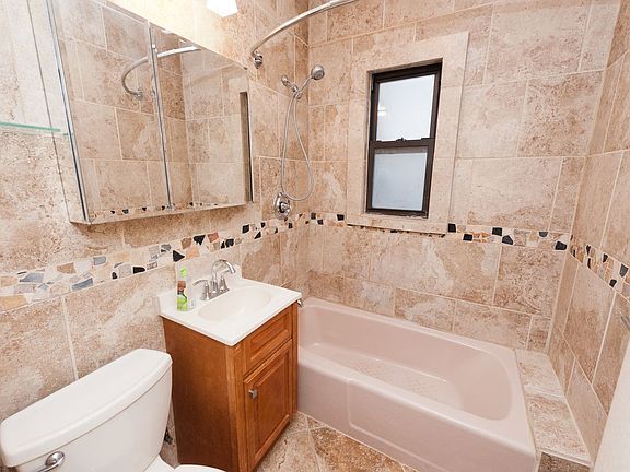 2nd image of 2311 28th Ave APT 2R