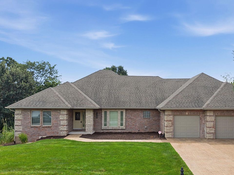 1st image of 1704 Dunhill Way