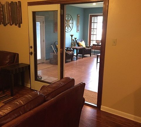 3rd image of 484 Westmeade Dr