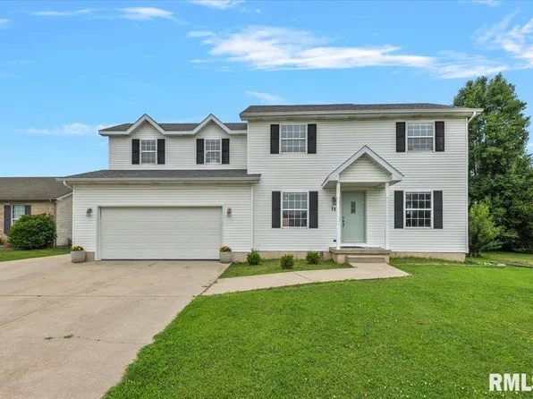 13 Bittersweet Rd, Chatham, IL 62629