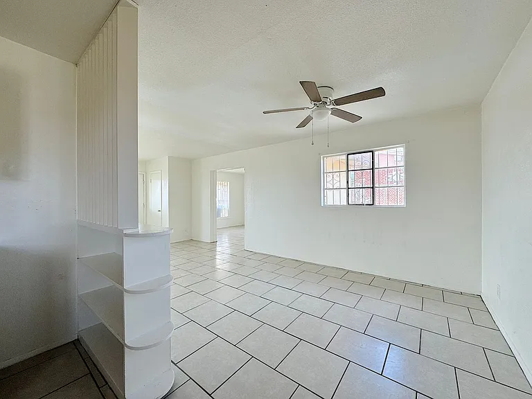4117 Volcanic Ave — Photo 8