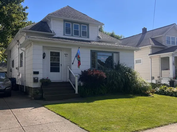 85 Shenandoah Rd, Buffalo, NY 14220