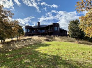 986 Mission Ridge Rd, The Dalles, OR 97058