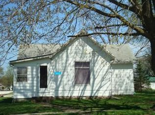 201 S Madison St, Clayton, IL 62324