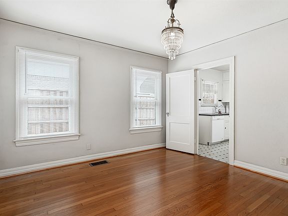 5th image of 5740-5742 Goodwin Ave