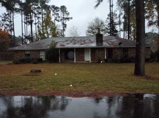 808 Charles St NW, Magee, MS 39111