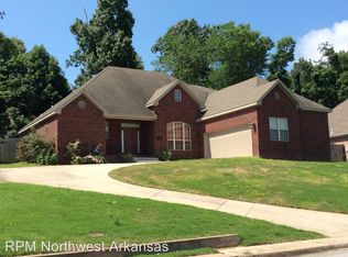 509 E Andrew Ave, Springdale, AR 72764