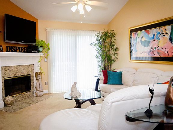 4th image of 1809 Wentworth Dr #83