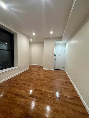 Rented by Oxford Property Group | media 4