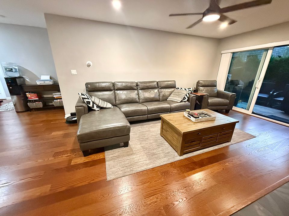 1st image of 4 Briarcliff Dr S #4