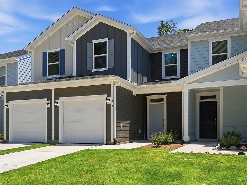 1st image of 210 Parker Ln