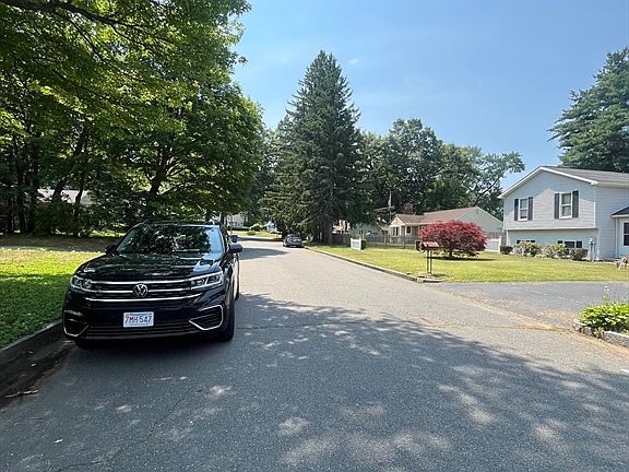 5th image of 25 Amos Dr