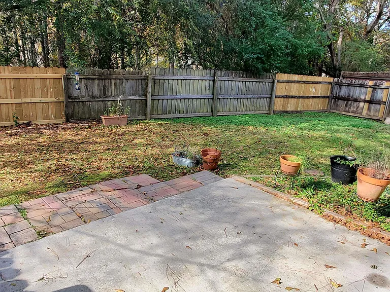 1617 King James Dr — Photo 4