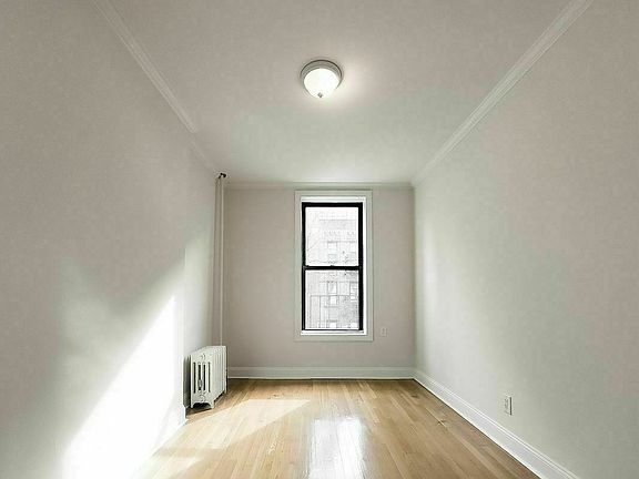 4th image of 209 W 102nd St APT 3D