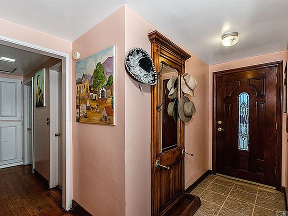 3rd image of 12920 Adelphia Ave