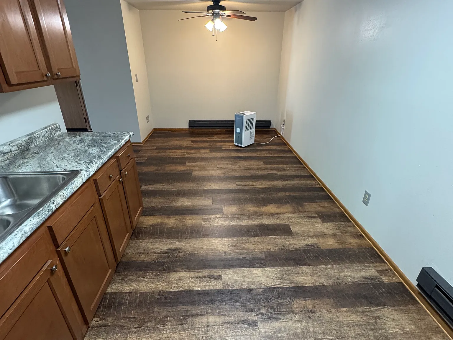 930 Iowa Ave — Photo 4