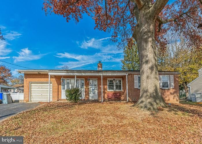 2270 Overlook Dr, Aston, PA 19014 Zillow