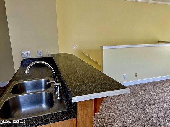 4th image of 12206 Prudie Cir #B