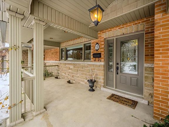 3rd image of 12 Lynwood Ave