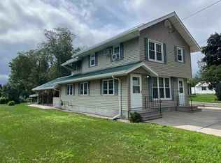 12 Pleasant St, Winthrop, NY 13697