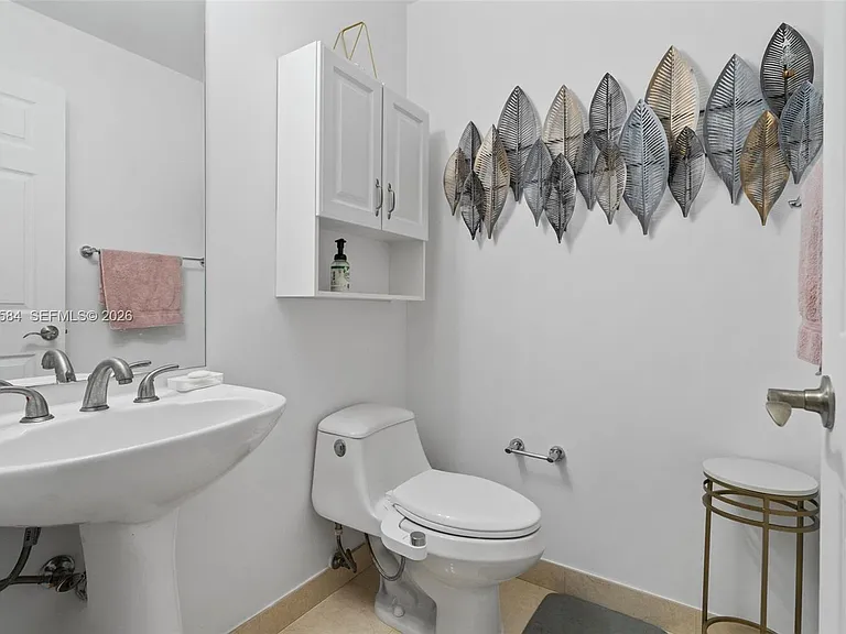 18413 NE 27th Ct #18413 — Photo 17