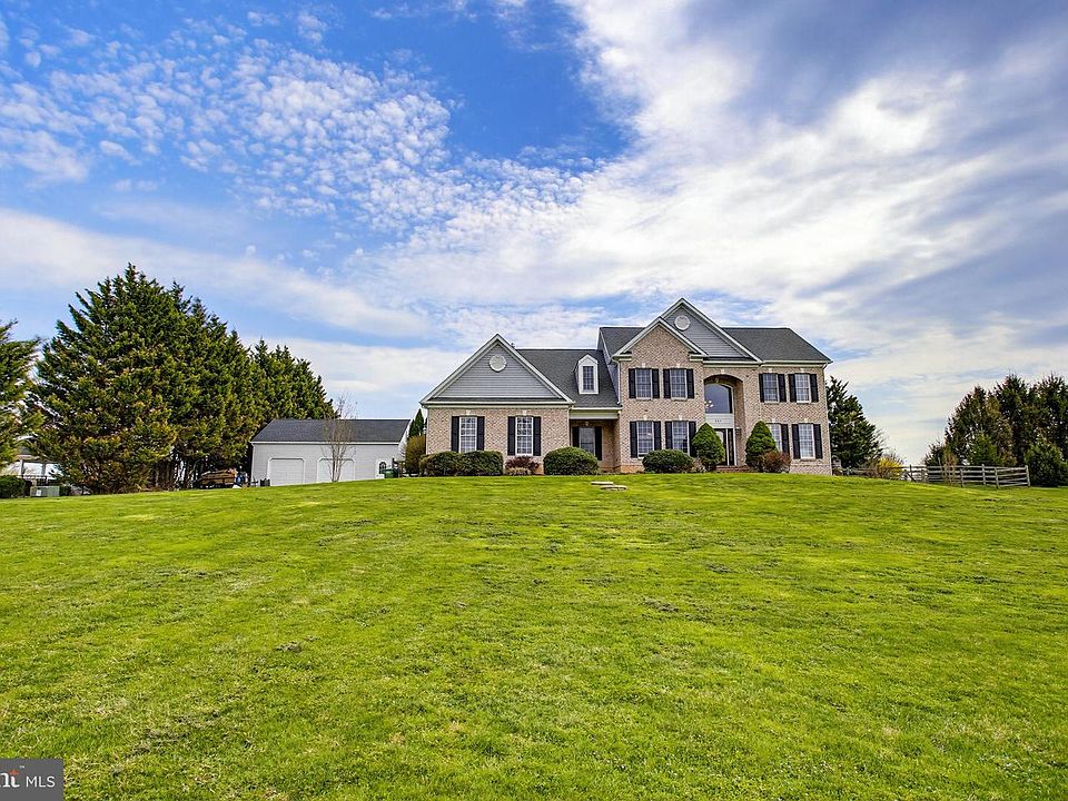 1st image of 337 Chestnut Hill Rd