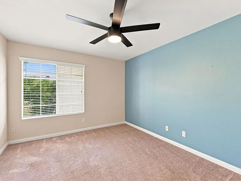 21550 Burbank Blvd #312 — Photo 9