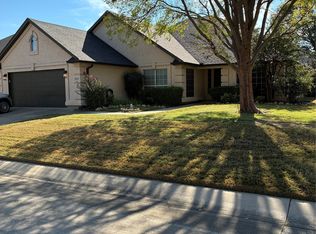 10009 Hanford Dr, Denton, TX 76207