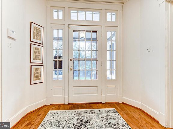 3rd image of 3715 Bradley Ln