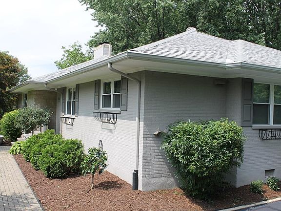3rd image of 600 Oakwood Ave