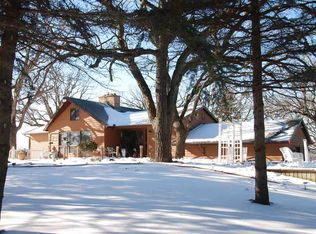 806 Central Ave, Deerfield, WI 53531